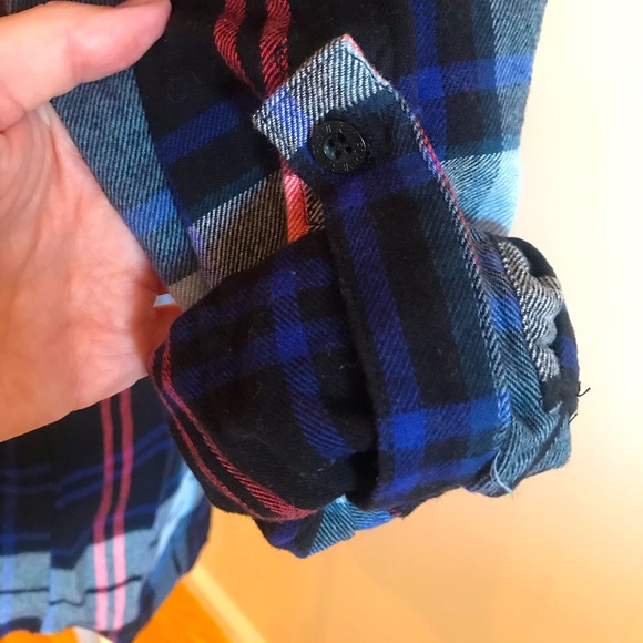 Mid-thigh Flannel w/Tie - Picture 4 of 6